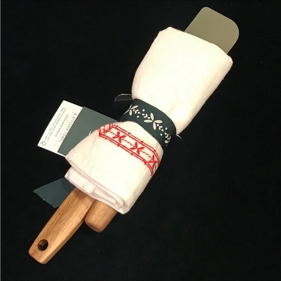 3pc Flour Sack Towel & Baking Gadgets Christmas Gift Set - Hearth & Hand - Picture 4 of 6